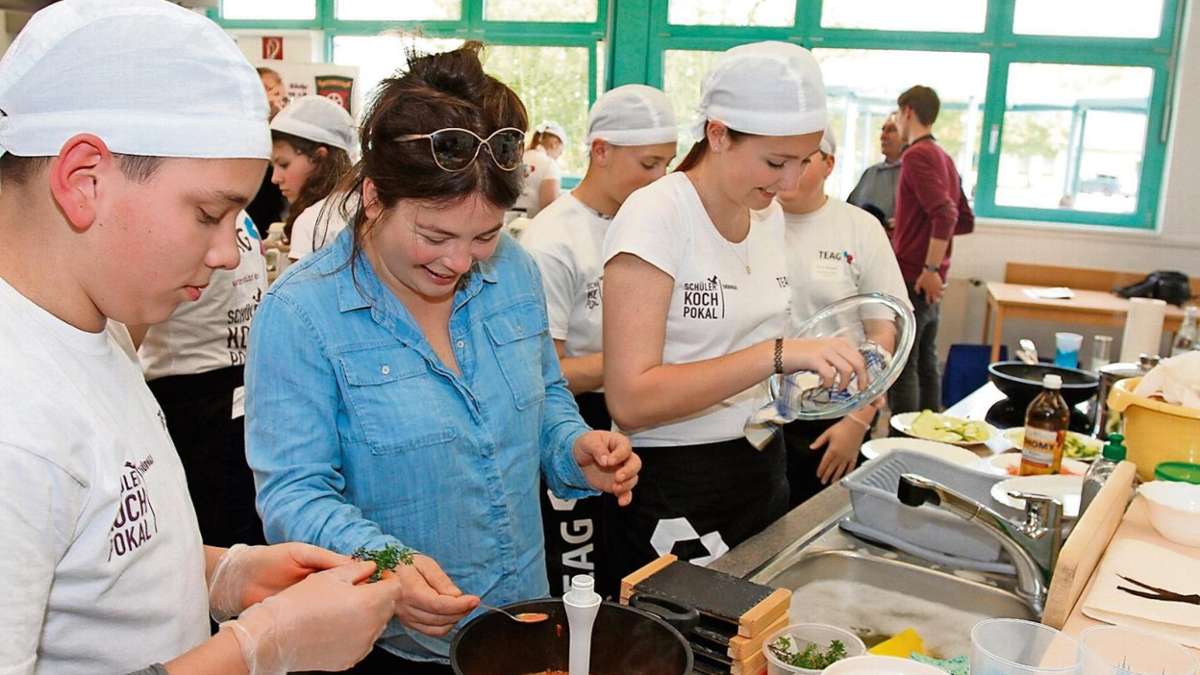 Ilmenau: Arnstädter Schüler gewinnen Kochpokal zum dritten Mal