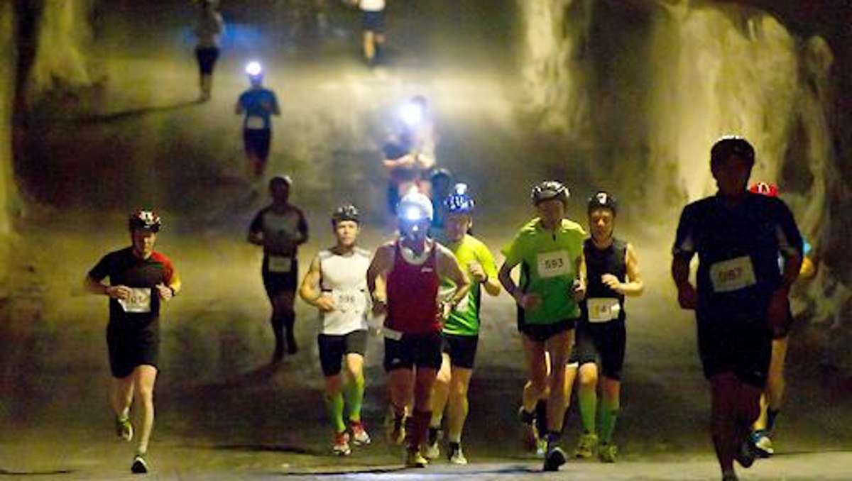 Lokalsport Bad Salzungen: Laufen unter der Erde - 500 Läufer beim Marathon in Merkers