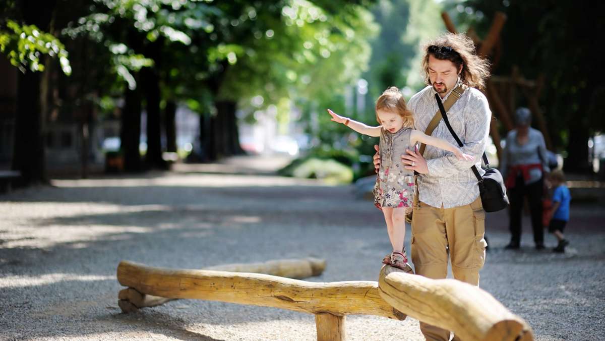Tipps für die Familie: Wie Väter ihre Töchter stärken können