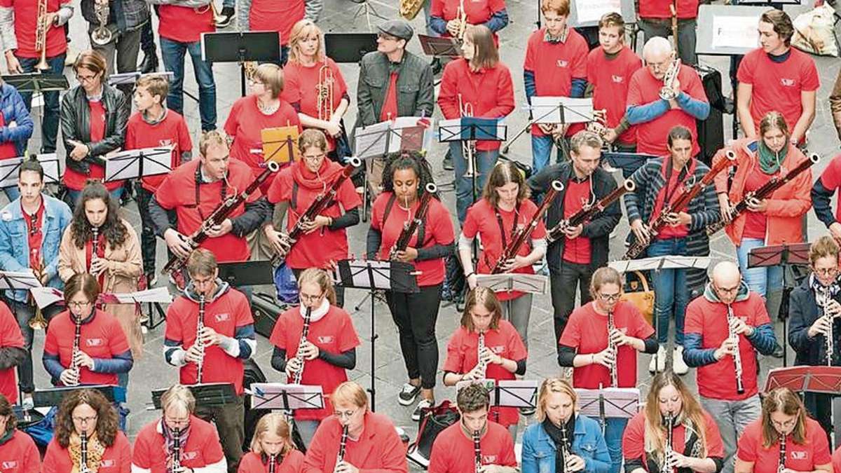 Nachbar-Regionen: Kein Mega-Konzert: Symphonic Mob wegen Schlechtwetter abgesagt