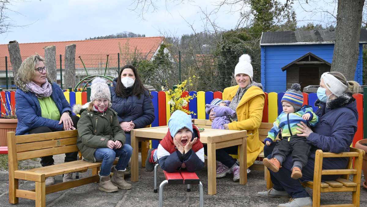 Bad Salzungen: Neue Sitzgruppe für den Kindergarten