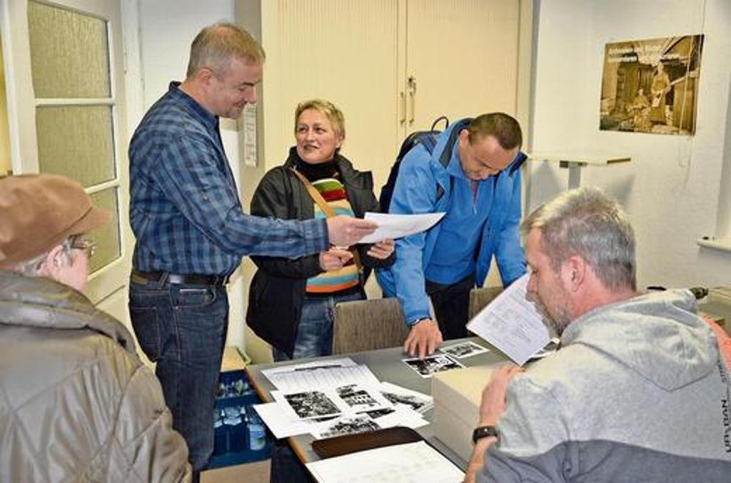 Steffen Dietsch (l.) gab am Auskunft über Pläne zu Schiffbarmachung der Werra. Fotos (2): Erik Hande