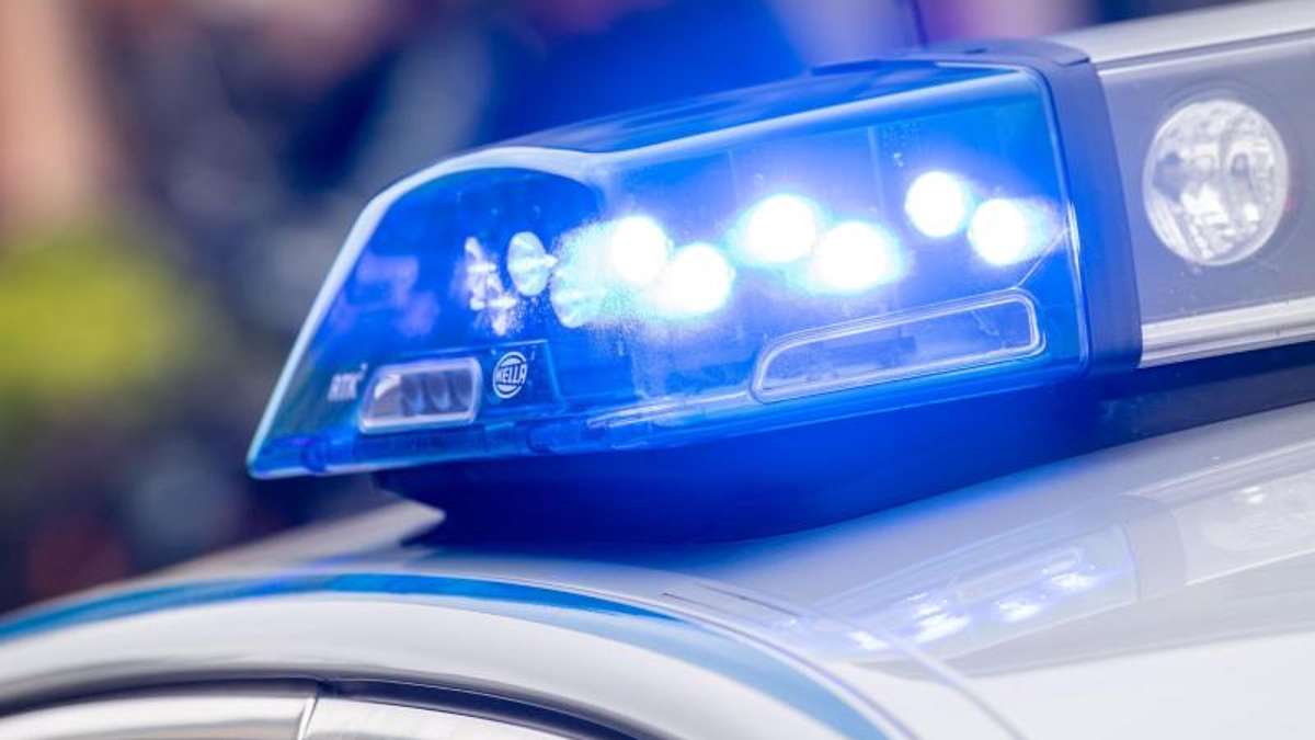 Thüringen: Mann wird in der Nacht von Auto überfahren und stirbt