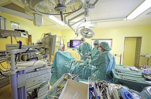 „Bei allem, was mit Krankenhäusern zu tun hat, im Gesundheitswesen insgesamt, spielt Wirtschaftlichkeit eine zentrale Rolle. Foto: /Bodo Schackow/dpa