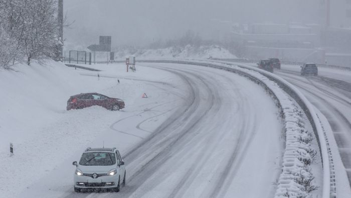Schneefall und Glätte: 55.000 Euro Gesamtschaden bei Autobahn-Unfällen