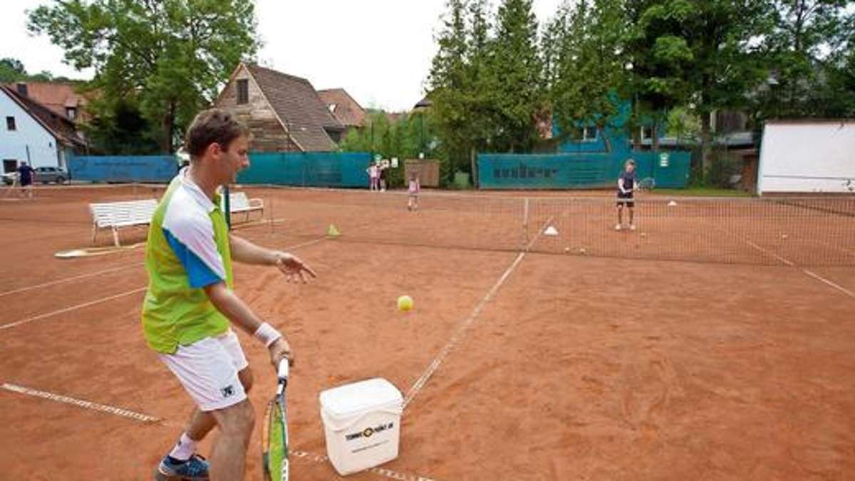 Lokalsport Suhl: Deutschland spielt Tennis