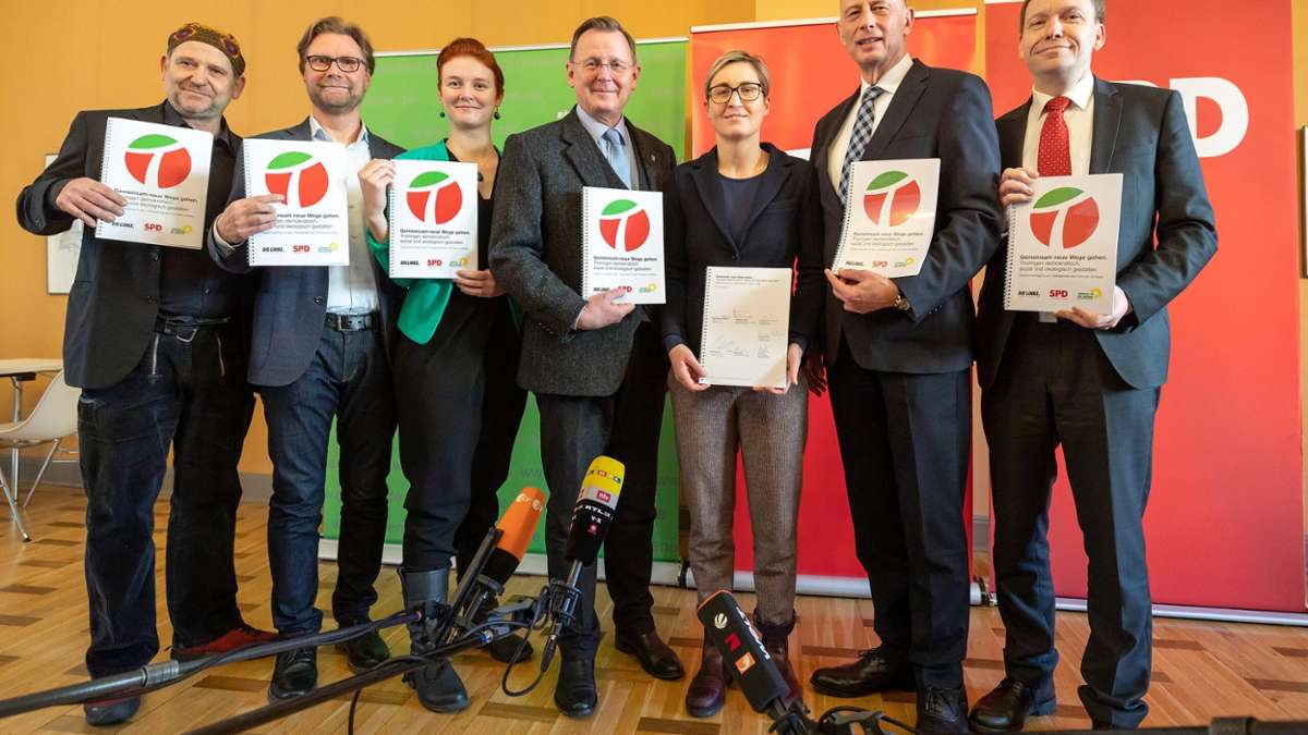 Thüringen: Regierungsvertrag in Thüringen unterschrieben  Neue Grüne-Ministerin