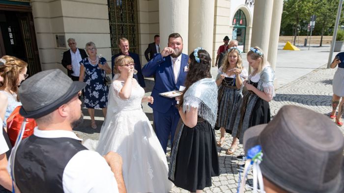 Hochzeit: Plaa überrascht ihre „Chefs“