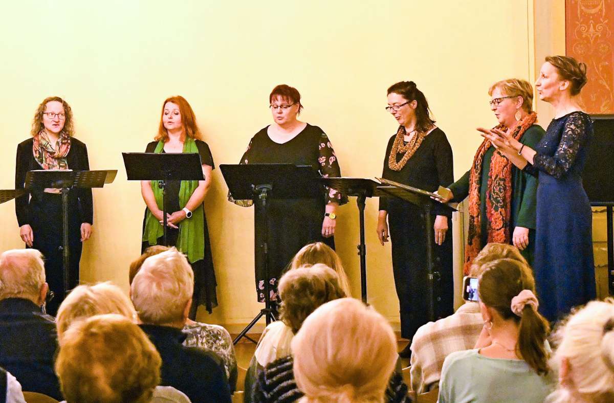Nach zwei Jahren coronabedingter Pause endlich wieder ein öffentliches Konzert: Die  Gesangsklasse der Kreismusikschule Hildburghausen
