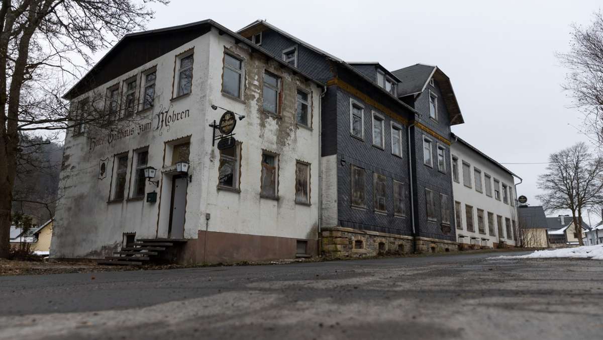 Viel kaputt in Scheibe-Alsbach: Bürger machen Stadt Neuhaus klare Ansage