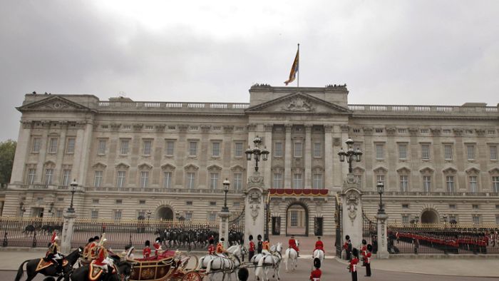 Mitarbeiter stiehlt im Buckingham-Palast – Haftstrafe
