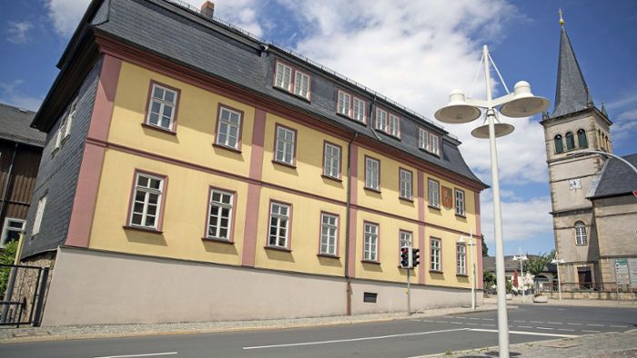 Decke hängt durch: Gehrener Rathaus bleibt gesperrt