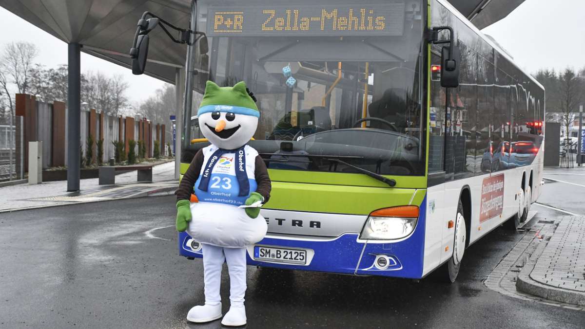 Biathlon-WM: Mit dem Bus zu den Wettkämpfen