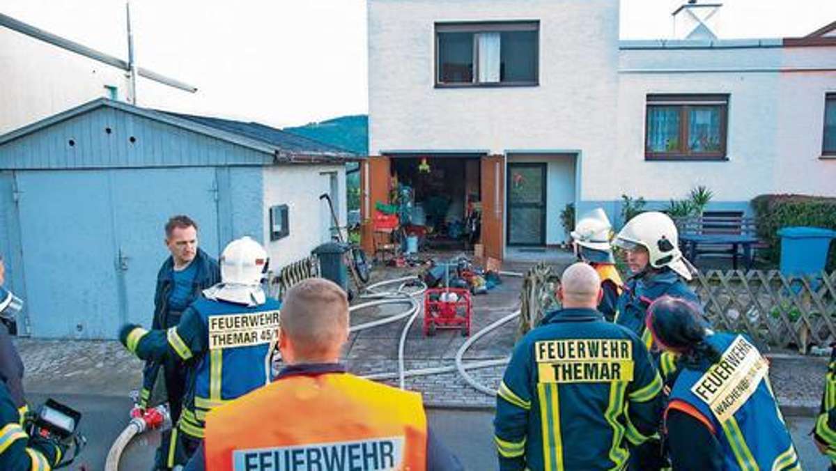 Hildburghausen: Themar: Garagenbrand in nur einer Viertelstunde gelöscht