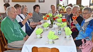 Viernau: Frühlingsfest mit fast  50 Senioren