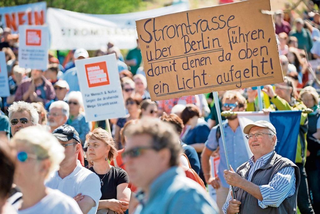 Protest zu Füßen der Brandenburg in Lauchröden, einem Ortsteil von Gerstungen an der Werra. Foto: ari