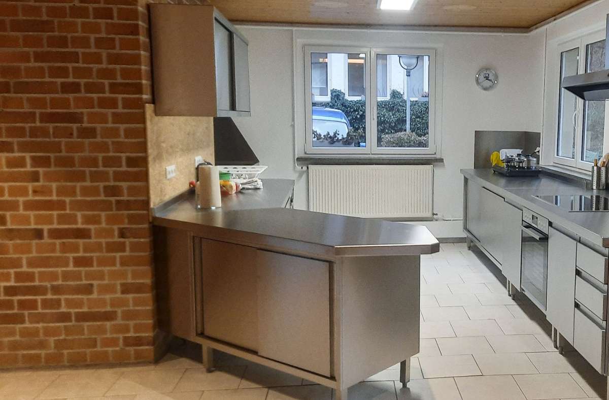 Derzeit nutzen die ukrainischen Flüchtlinge die neue Projektküche im Schullandheim in Geraberg. Die neue Küche im Schullandheim Geraberg ist über Vereinsmittel finanziert. Foto: Jens Hertwig