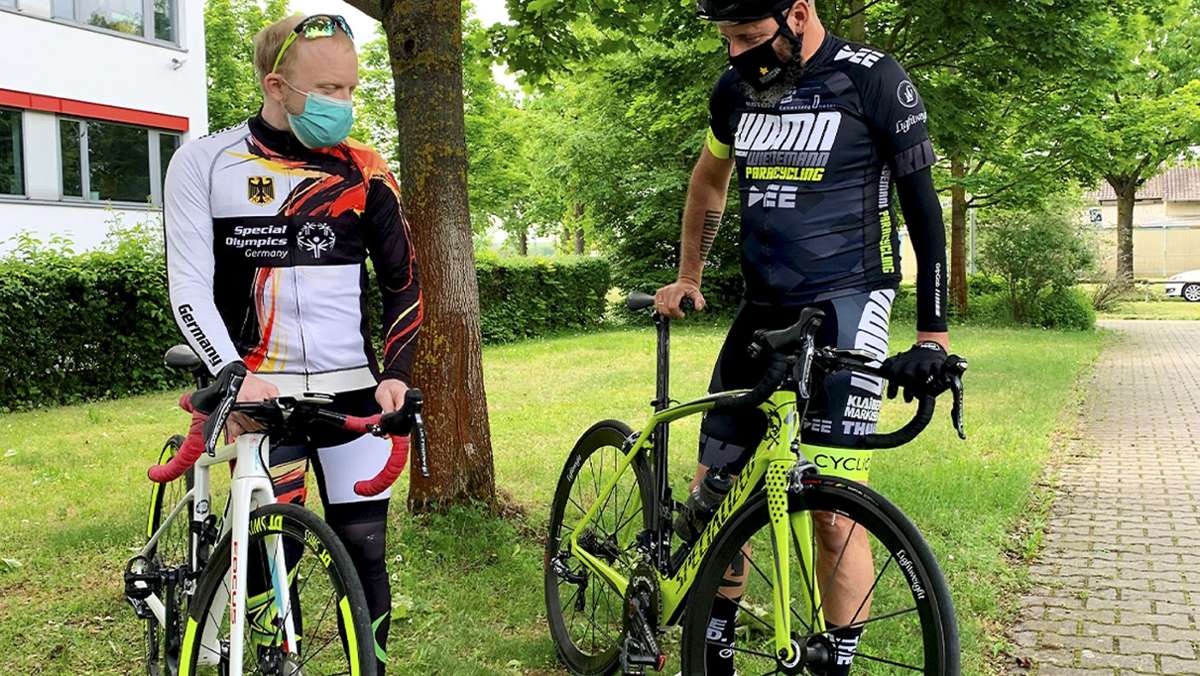 Paracycler Jan Wiedemann aus Sonneberg ist wieder unterwegs: Für ein Date mit dem Weltmeister