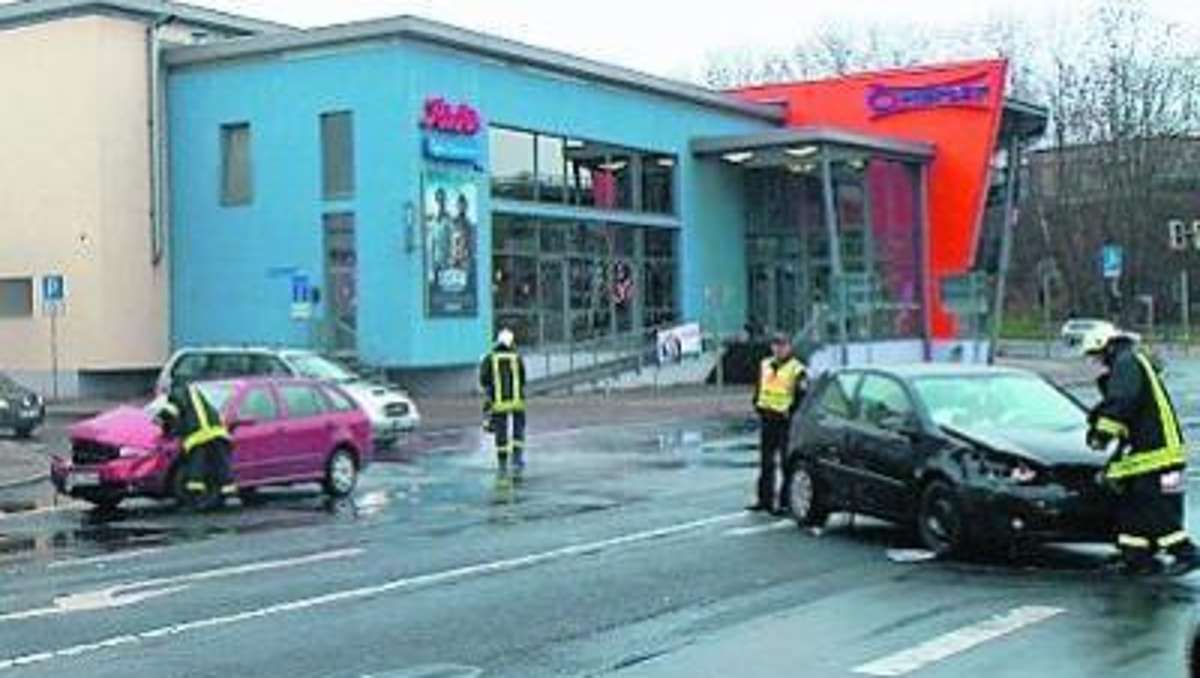 Suhl/ Zella-Mehlis: Blechschaden bei Crash in der Friedrich-König-Straße