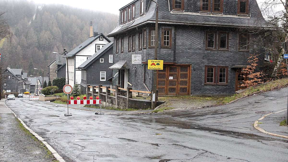 Straßenbau: Neuer Streckenabschnitt in Lauscha gesperrt