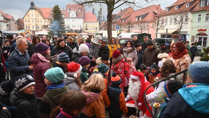Weihnachtsmarkt: Schleusingen feiert in die Adventszeit