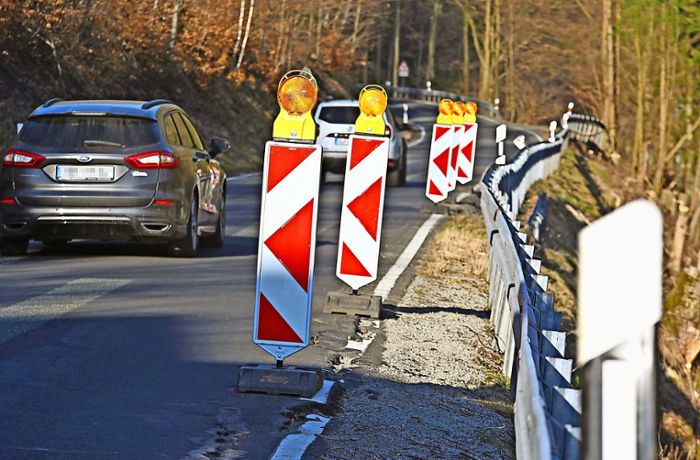 Straßenbau in der Rennsteigregion: Zwei Verkehrsadern sind bald wieder dicht