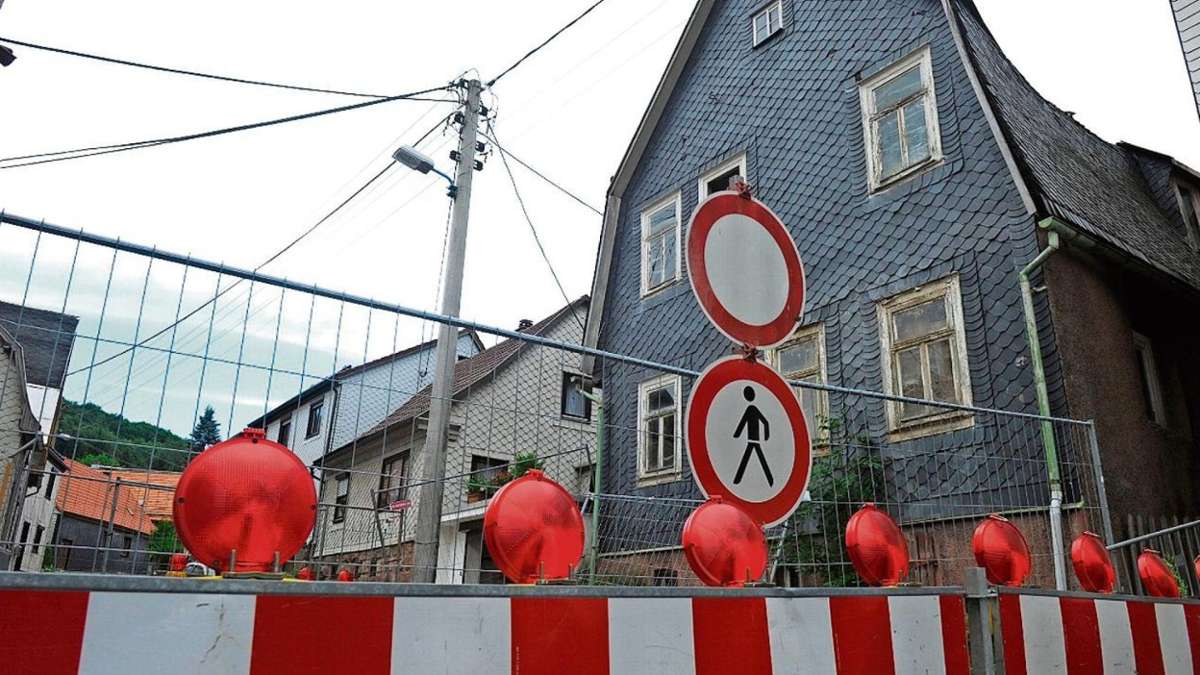 Suhl/ Zella-Mehlis: Stadt macht Straße dicht - Anwohner protestieren