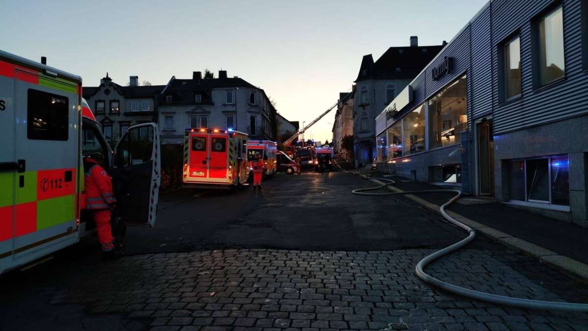Nachbar-Regionen: Oberfranken: Dreijähriges Kind stirbt bei Dachstuhlbrand