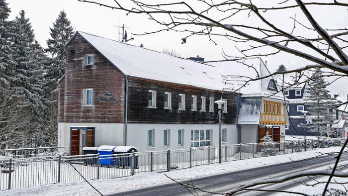 Flüchtlinge in Oberhof: Landkreis mietet Pension für Asylsuchende