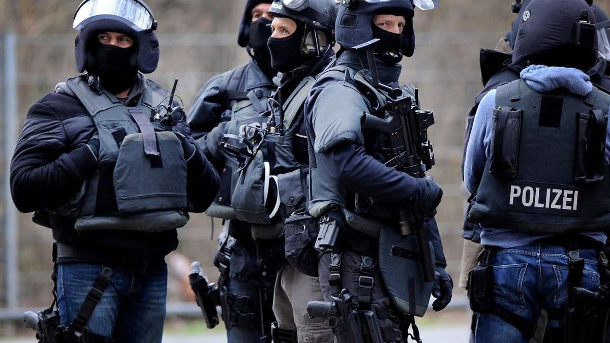 Thüringen: SEK nimmt gewalttätigen Ruhestörer in Eisenach fest