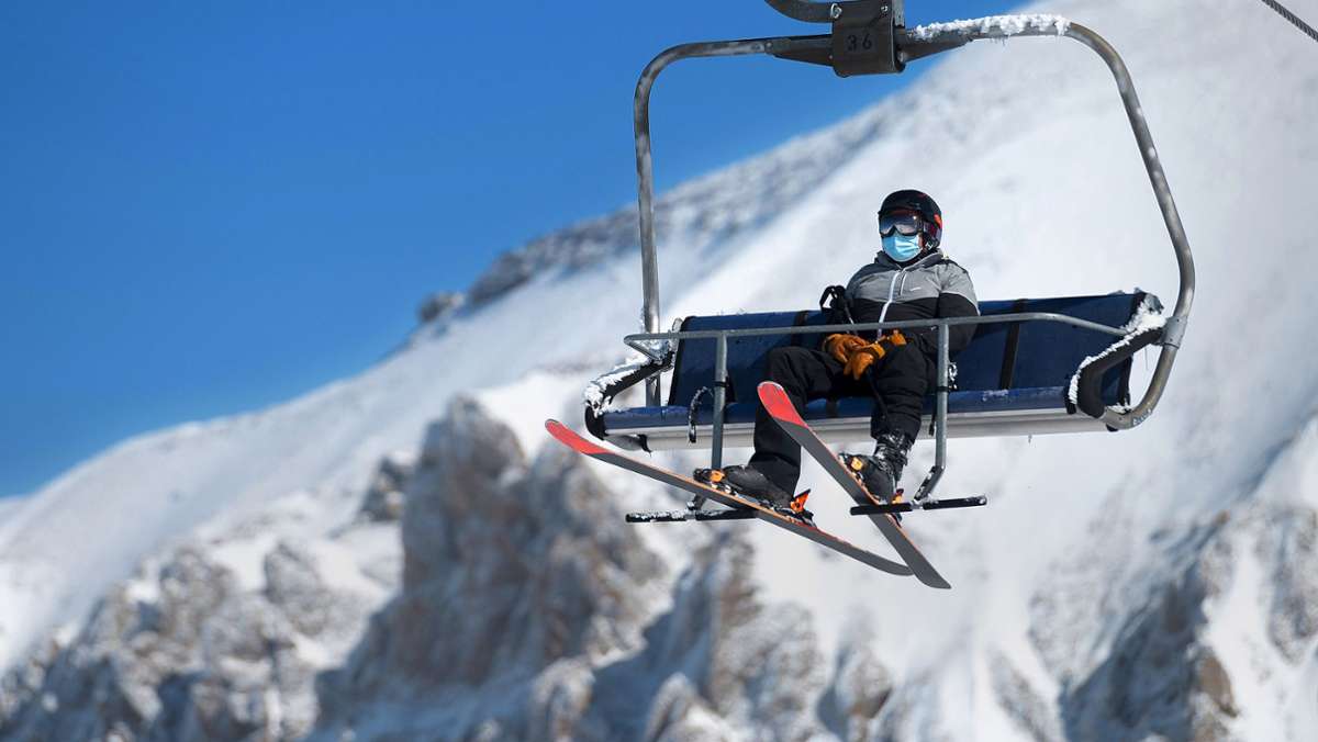 Streit über Skisaison: Bergurlaub  ohne Skilifte?