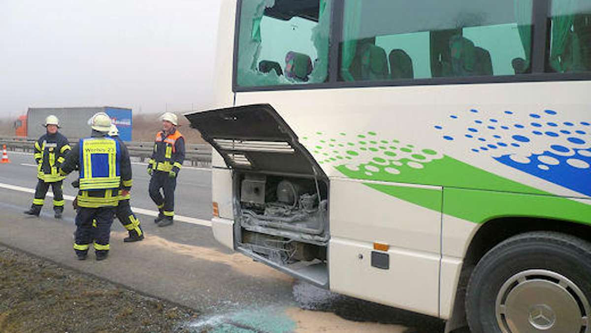 Thüringen: Bus mit 47 Schülern fängt auf der Autobahn Feuer