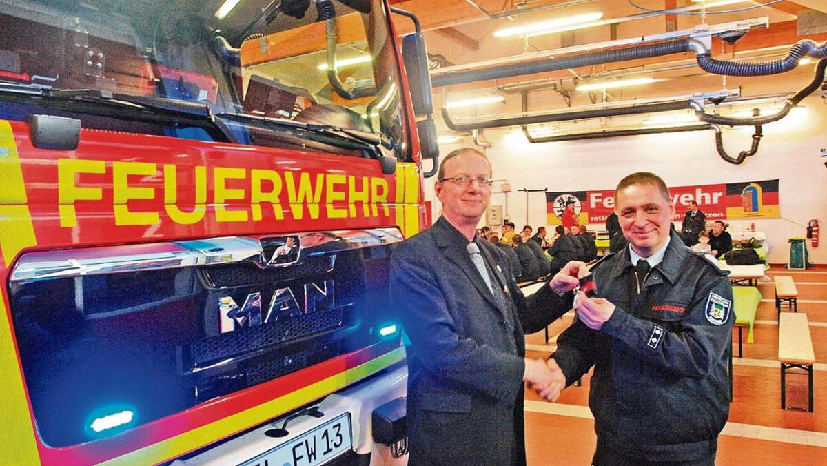 Ilmenau: Zwei neue Autos für die Ilmenauer Feuerwehr