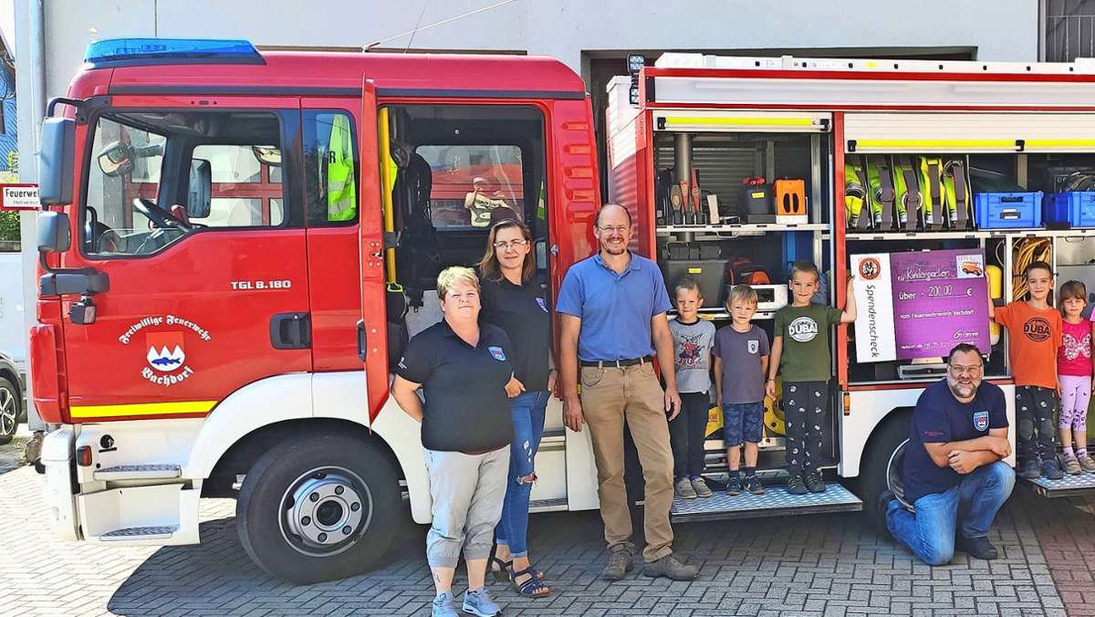 Spendenaktion: Feuerwehrverein  unterstützt Kita