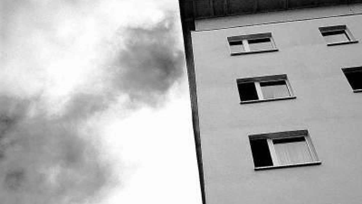 Sonneberg/Neuhaus: Brand: 16 Mieter evakuiert