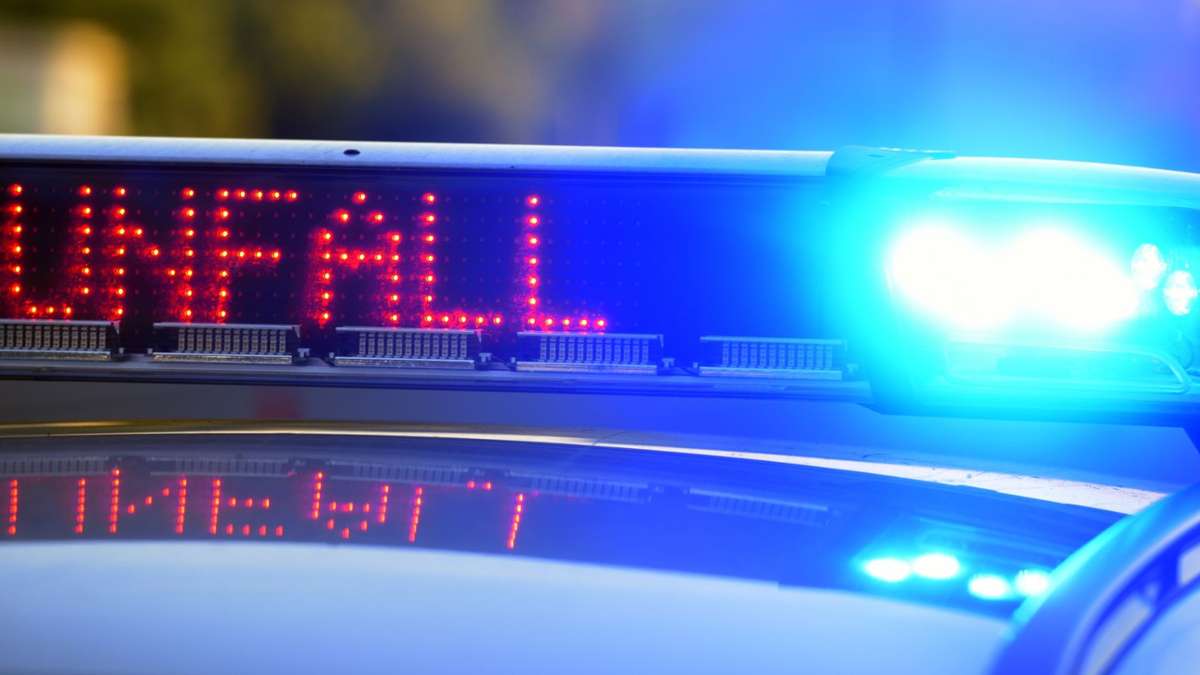 Verkehr: Fahrer stirbt bei Unfall am Starnberger See