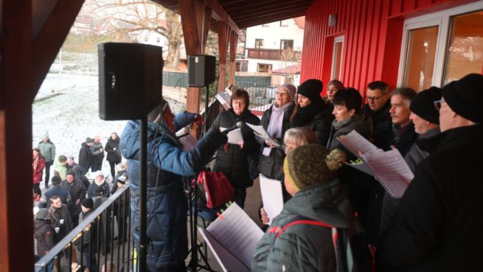 Trotz Kälte: Singen auch im Freien