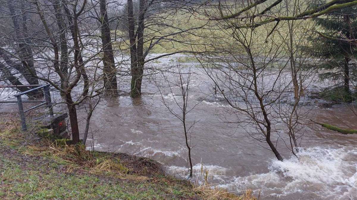 Hochwasser in Ilmenau: Pegel gehen zurück – Situation entspannt sich