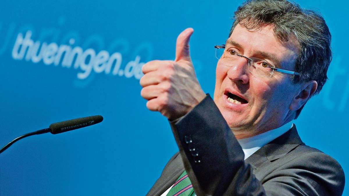 Erfurt: In Mohrings Steueraffäre kommt Justizminister unter Druck