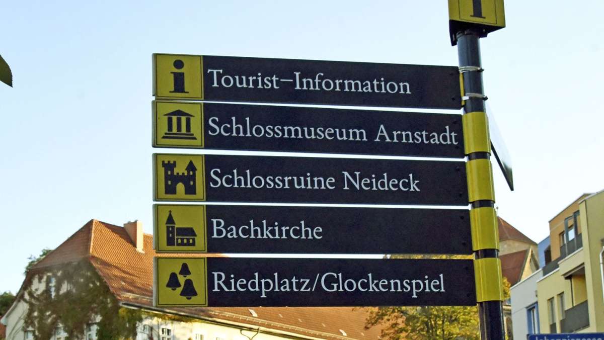 Stadtrat Arnstadt: Weiße Schilder für die Bibliothek
