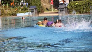 Lauscha: Rettungsschwimmerausbildung für die nächste Freibadsaison