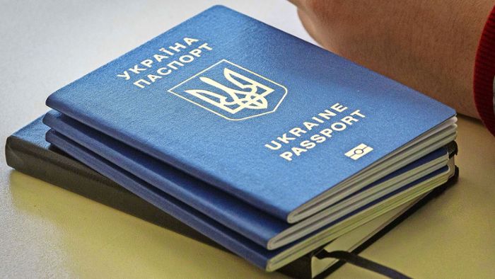 Konto für Ukrainer: Aufenthaltstitel und Pass werden benötigt