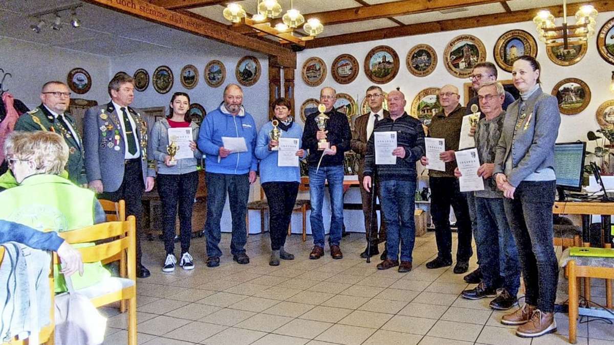 Wartburgschützenkreis: Goldene Ehrenplakette für Landrat Krebs