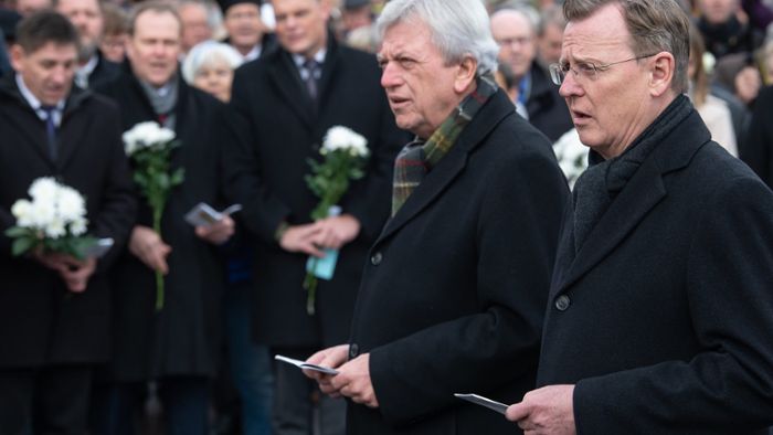 Ministerpräsidenten gedenken Opfer der deutschen Teilung