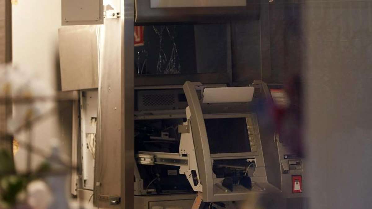 Thüringen: Geldautomat mit Gasflaschen gesprengt und mit Beute geflüchtet