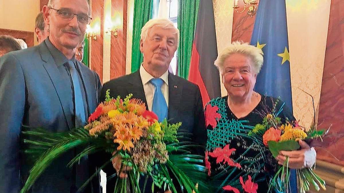 Ilmenau: Hohe Ehre für Helmut Hüttner