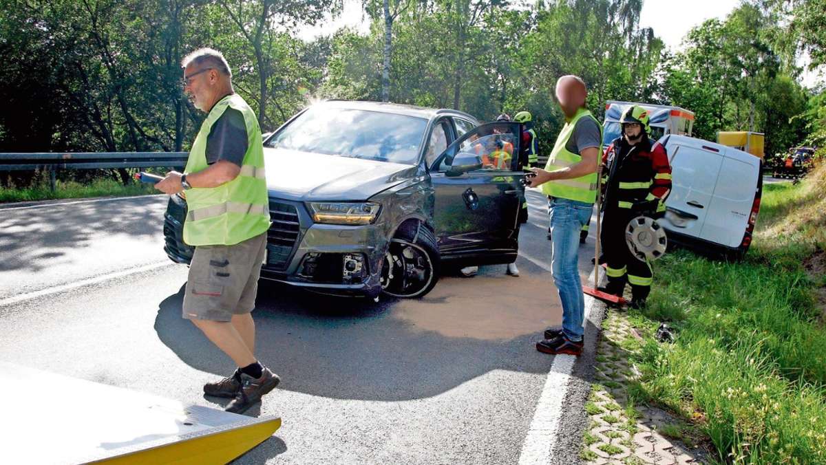Springstille: Unfall mit drei Autos am Stiller Berg