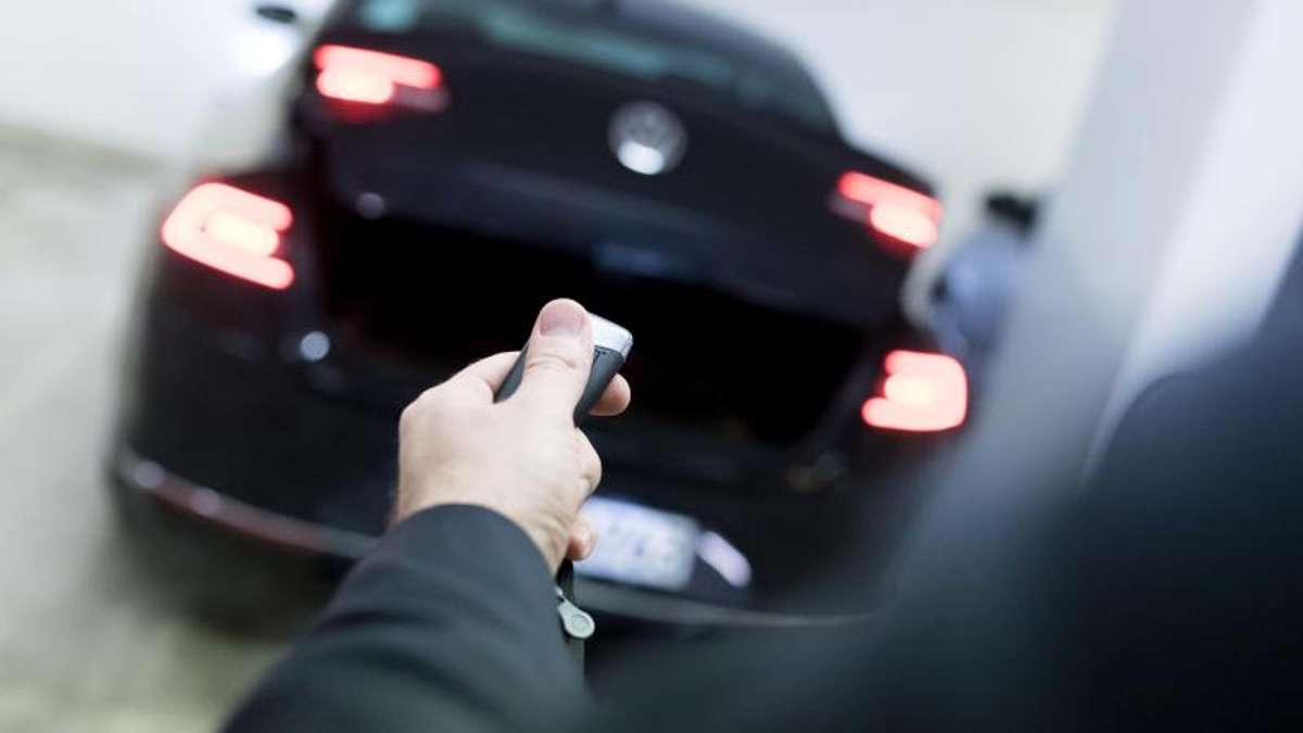 Thüringen: Autos im Wert von rund 170 000 Euro gestohlen