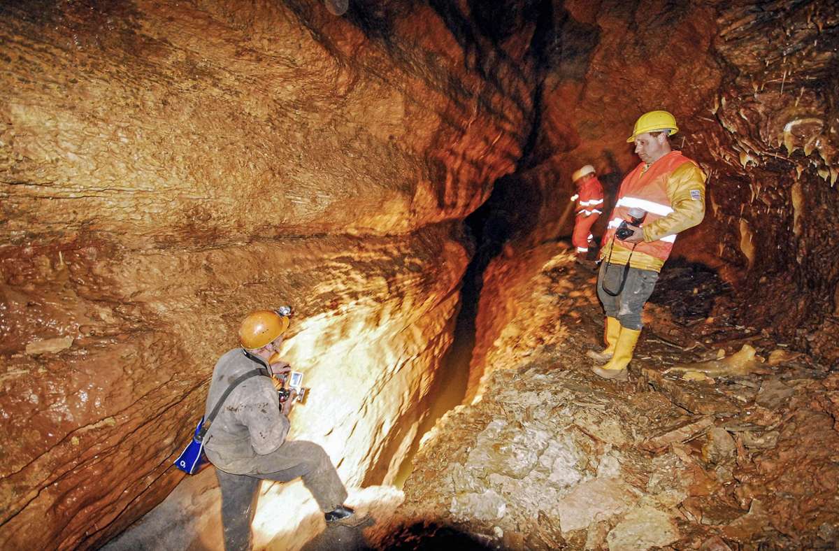 2008 wurde beim Vortrieb des Bleßbergtunnels eine der größten Karsthöhlen in Deutschland entdeckt. Dokumentation und Erforschung des Wunders unter Tage ist wesentlich ehrenamtlichen Höhlenforschern zu verdanken. Foto: /Stefan Thomas