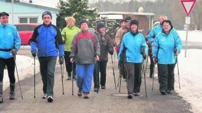 Nordic-Walking- und Lauf-Saison 2010 begeistert eröffnet